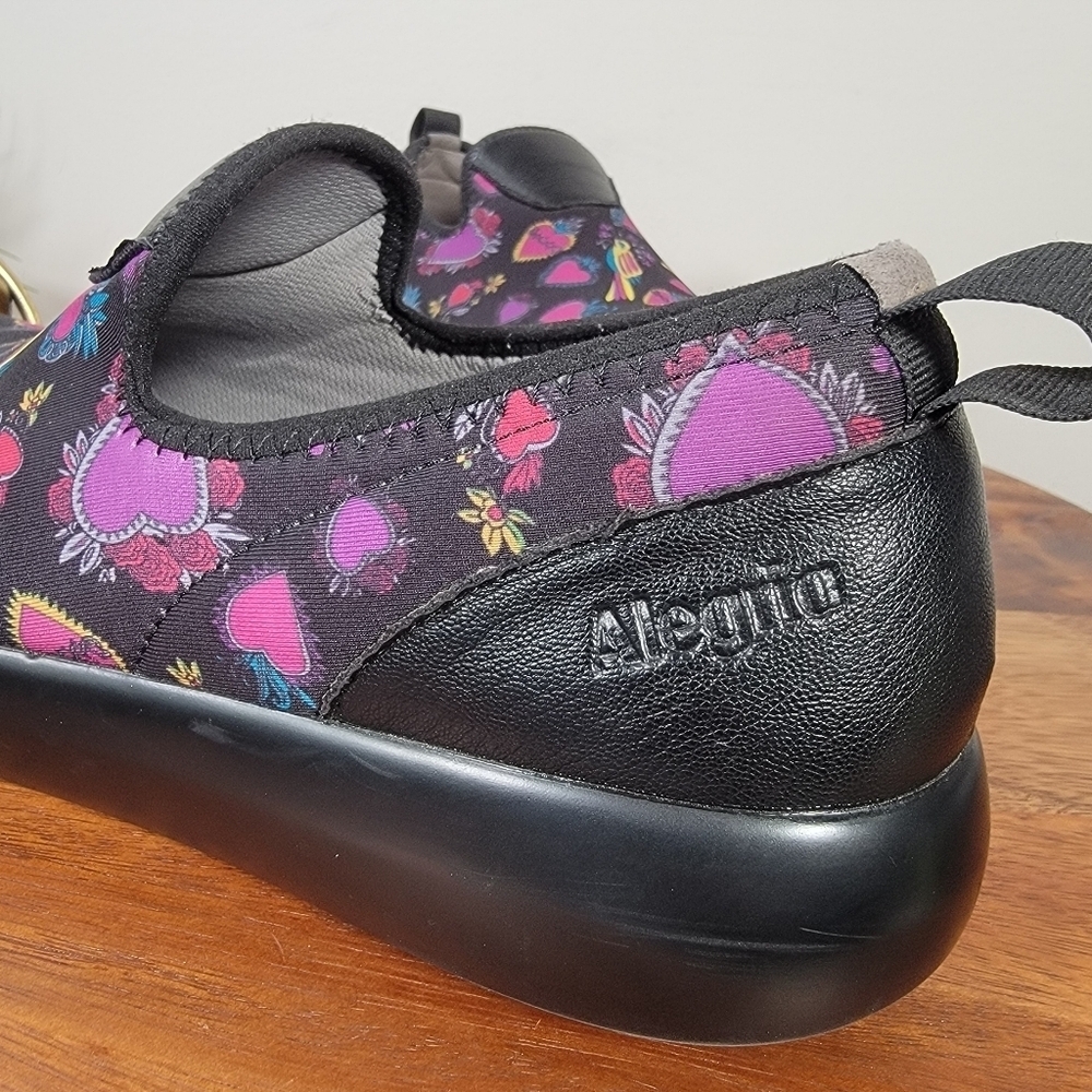 Alegria Eden Frida Slip-On Shoes Size 42 Comfy Work Black Pink Hearts Birds - Picture 5 of 17